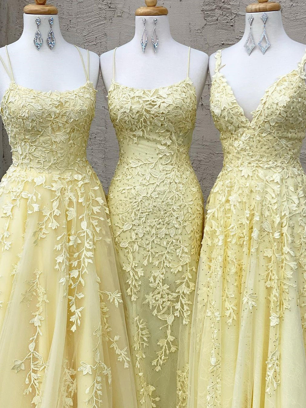 3 Types Tulle Prom Dresses With Appliques Long Evening Gowns