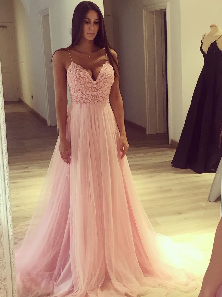A-line Spaghetti Starp Sweep Train Tulle Appliqued Beaded Sexy Prom Dresses