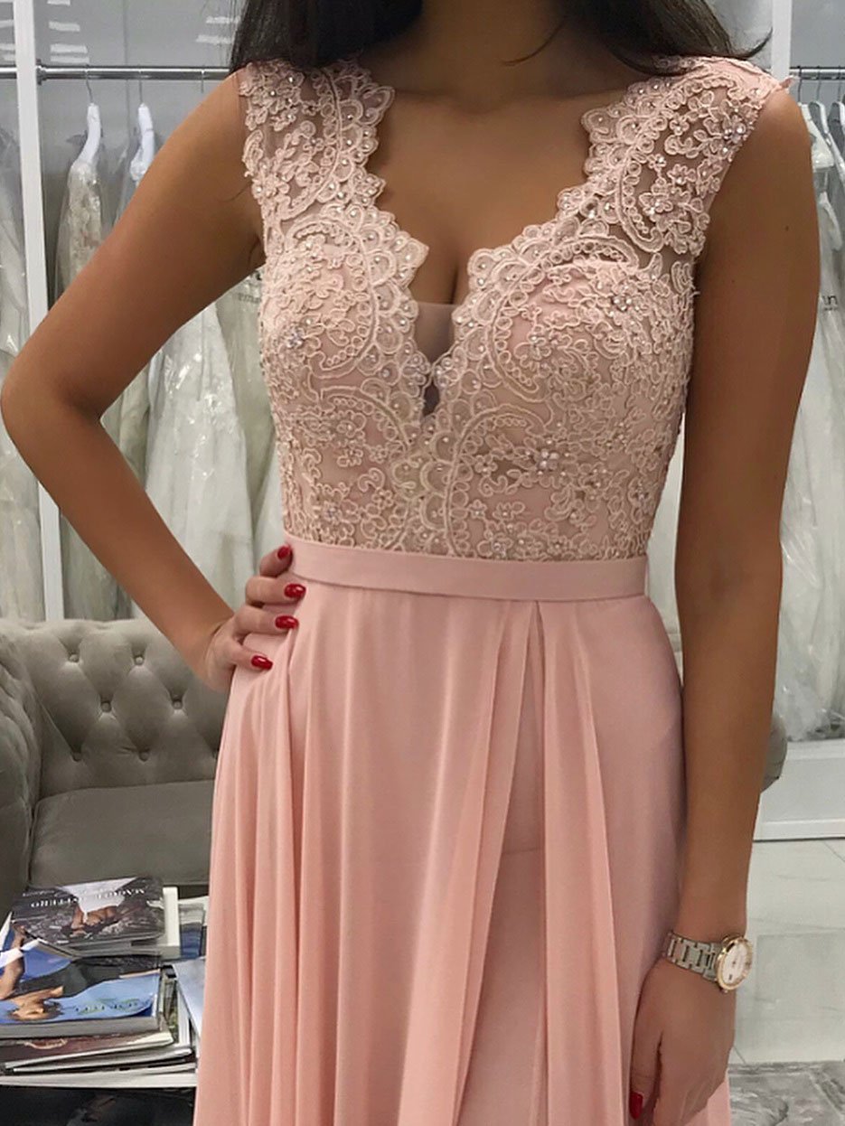 Delicate Chiffon V-neck Neckline A-line Prom Dresses With Beaded Appliques