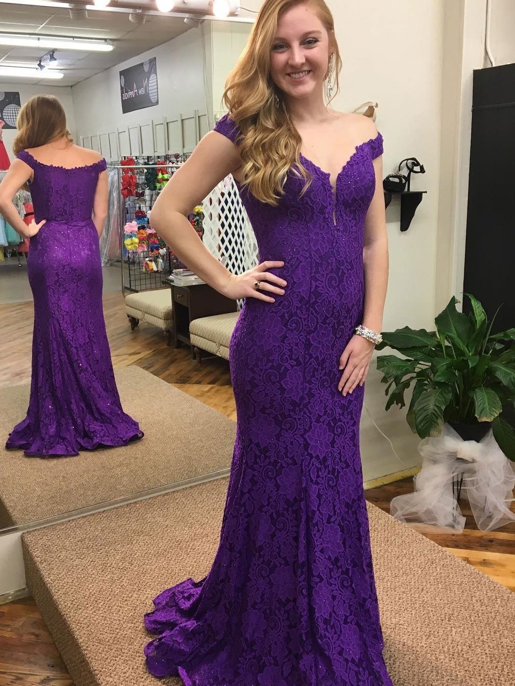 Trumpet/Mermaid Off-Shoulder Sweep Train Applique Rhine Stone Prom Dresses