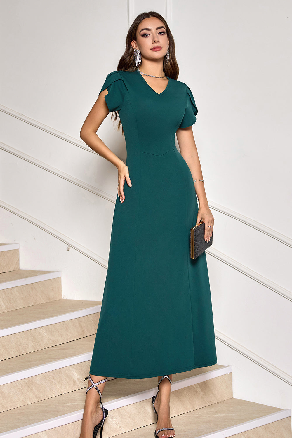 V-Neck Dark Green Cocktail Dress with Short Sleeves