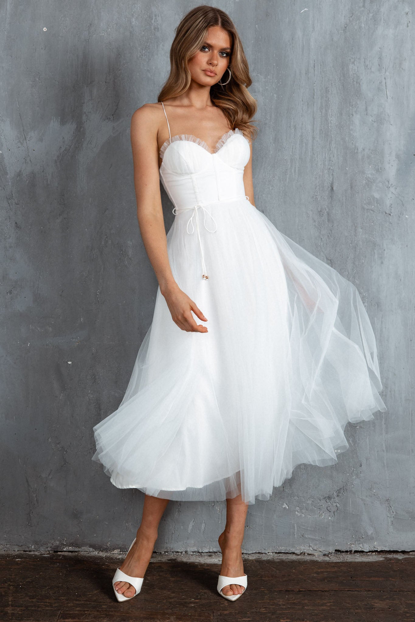 Smitten Sweetheart Neckline Chiffon Midi Dress White