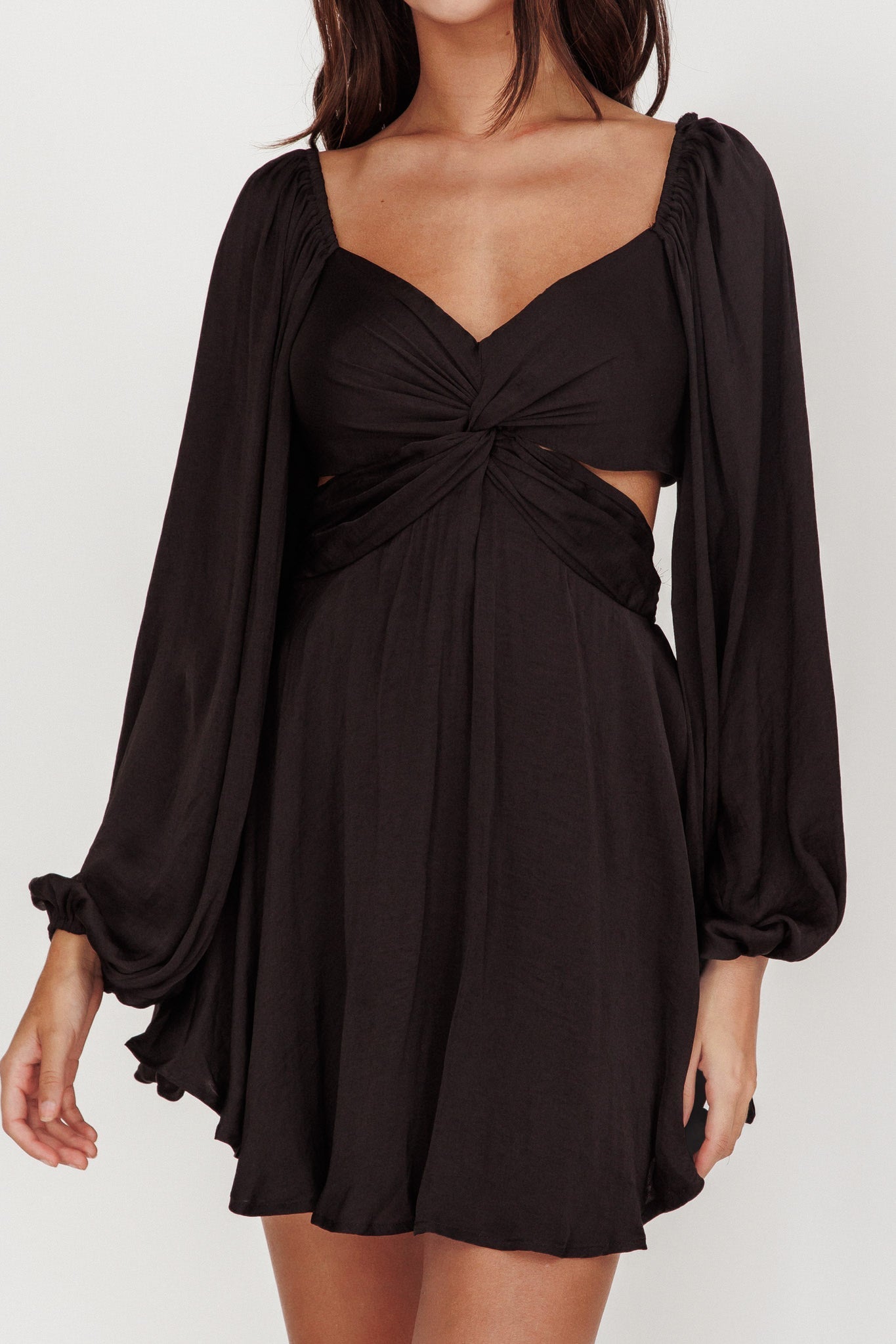 Miraya Balloon Sleeve Twist Mini Dress Black