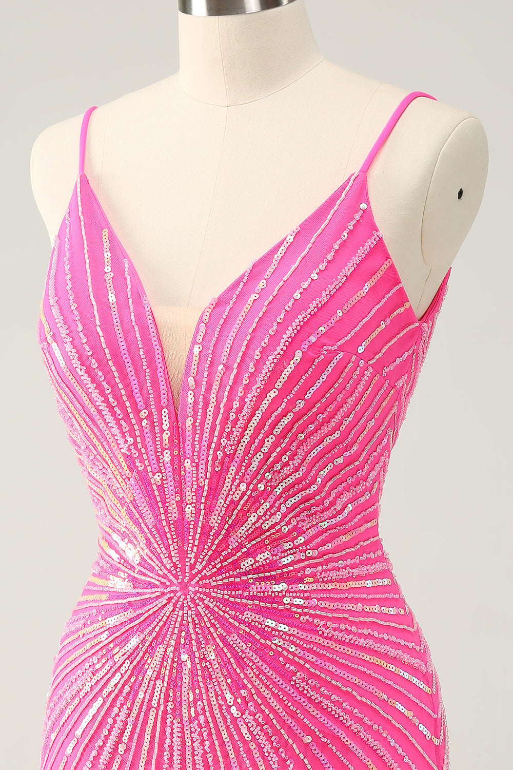 Sparkly Golden Tight Spaghetti Straps Backless Homecoming Dress with Sequins