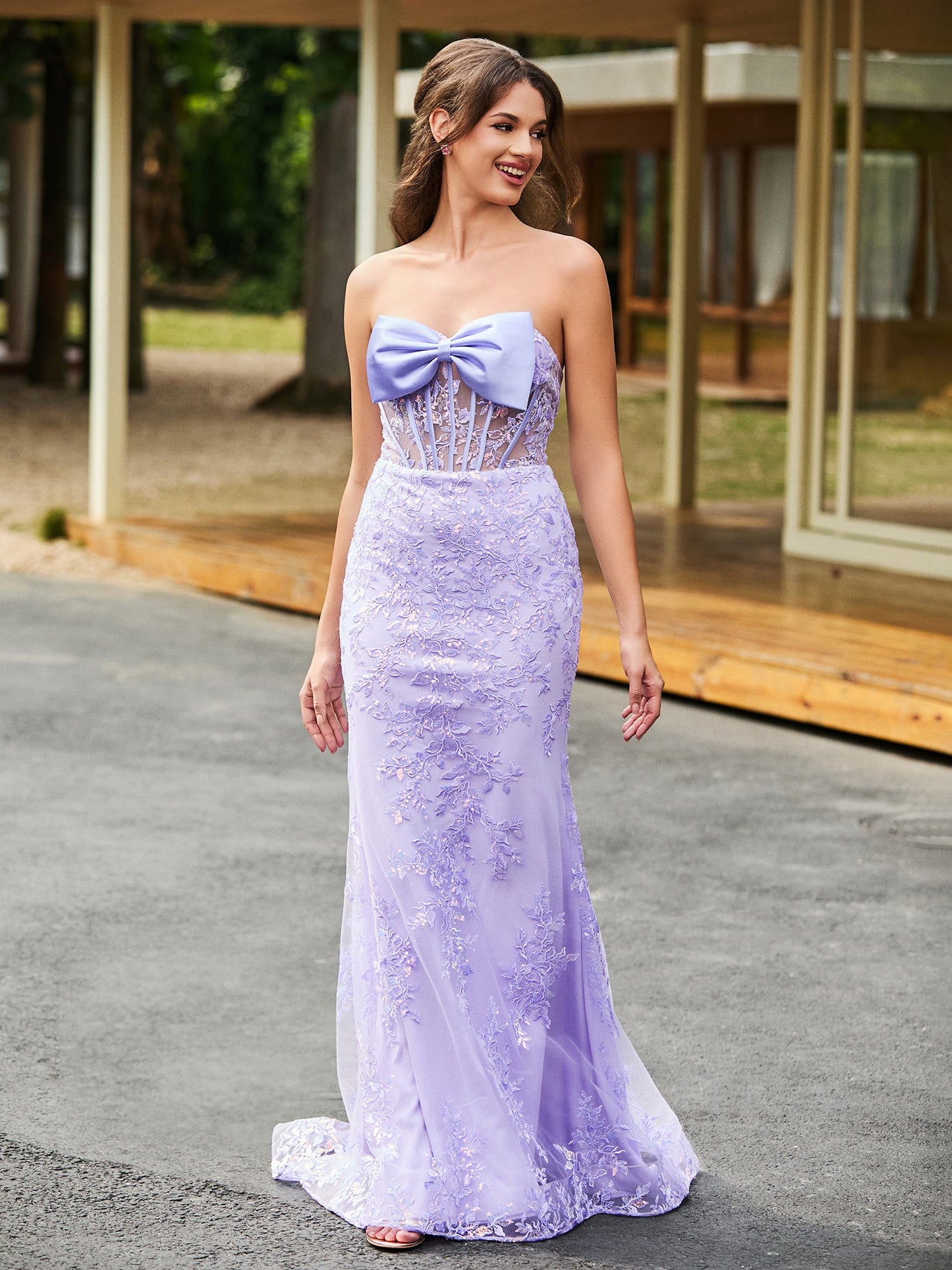 Bow-Front Lace Appliqued Trumpet/Mermaid Gown Lilac