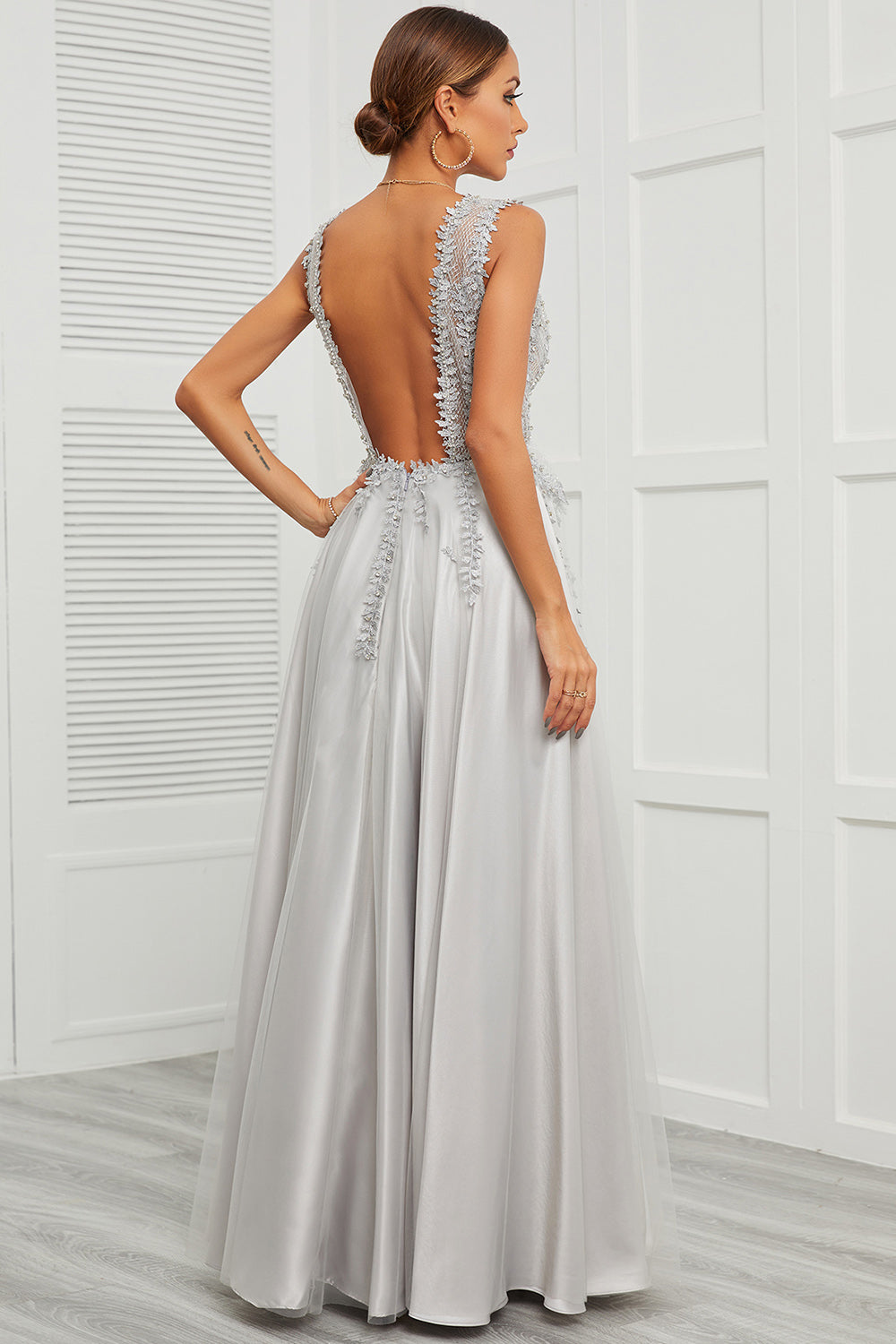 Deep V Neck Grey Long Prom Dress with Appliques