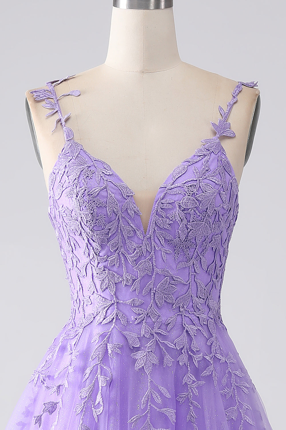 Lilac A-Line Spaghetti Straps Long Prom Dress with Appliques