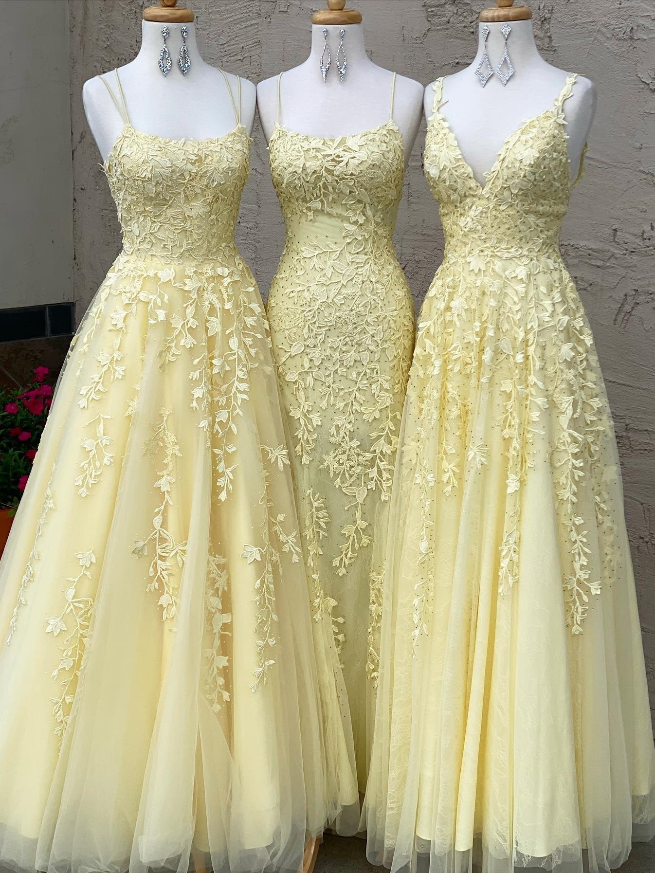 3 Types Tulle Prom Dresses With Appliques Long Evening Gowns