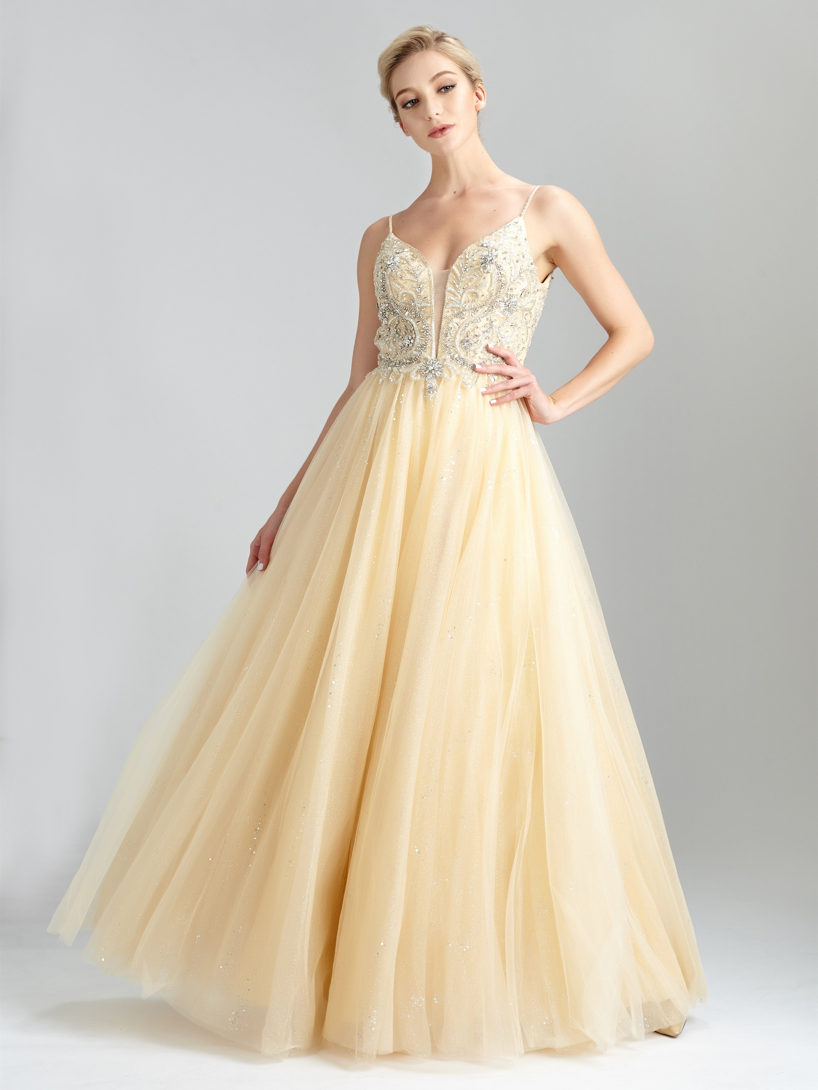 Beaded Tulle Prom Dresses A-line Sequined Evening Gowns