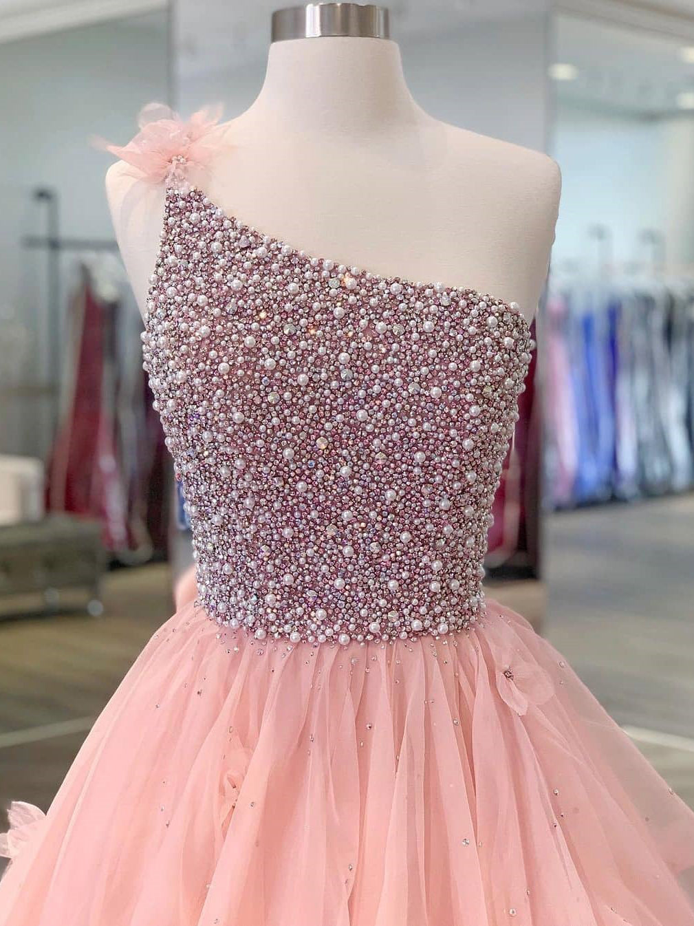 Delicate One-shoulder Tulle Beaded Flower A-line Prom Dresses