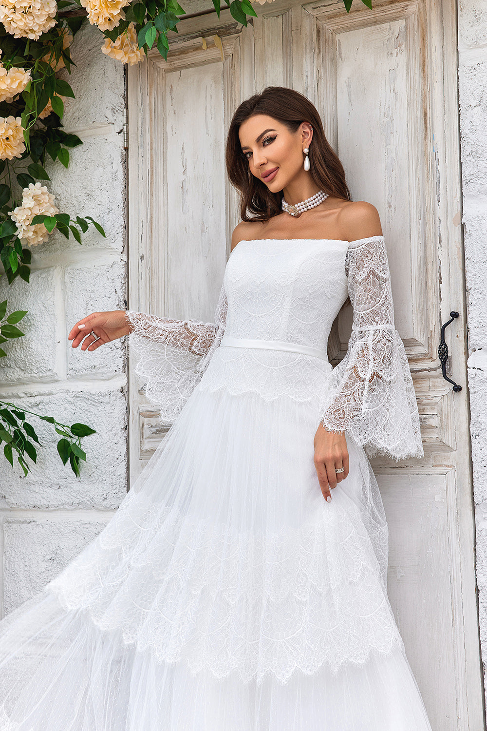 Ivory Sweep Train Flare Sleeves Wedding Dress