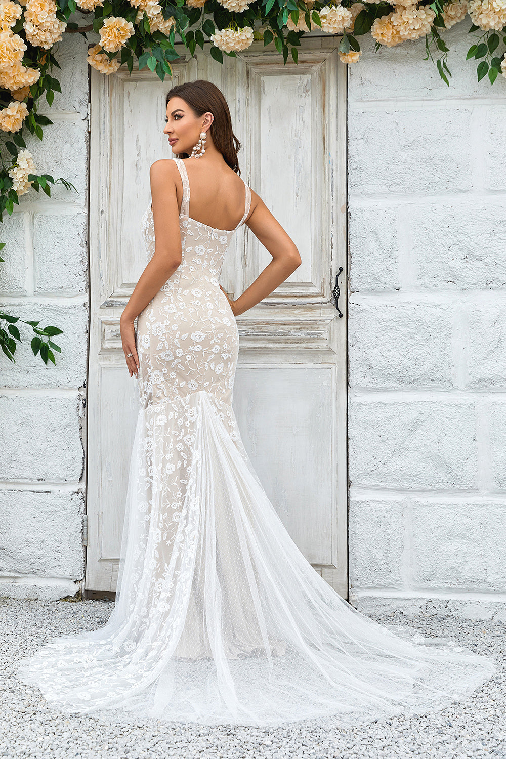 Mermaid Ivory Sweep Train Wedding Dress with Lace