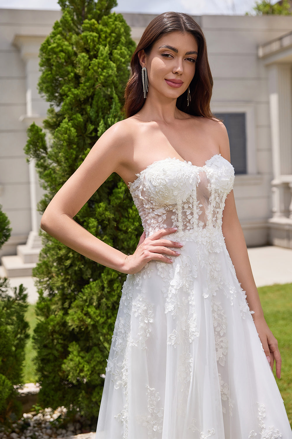 Princess White A-Line Lace Up Tulle Corset Bridal Dress with Appliques Lace