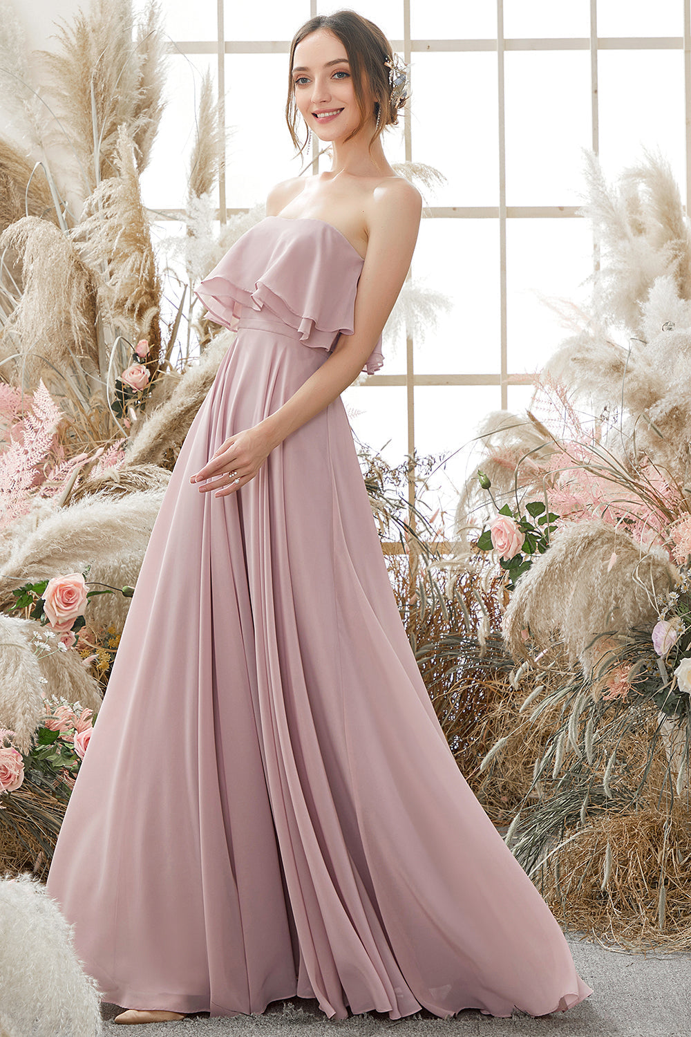 Elegant Strapless Chiffon Bridesmaid Dress