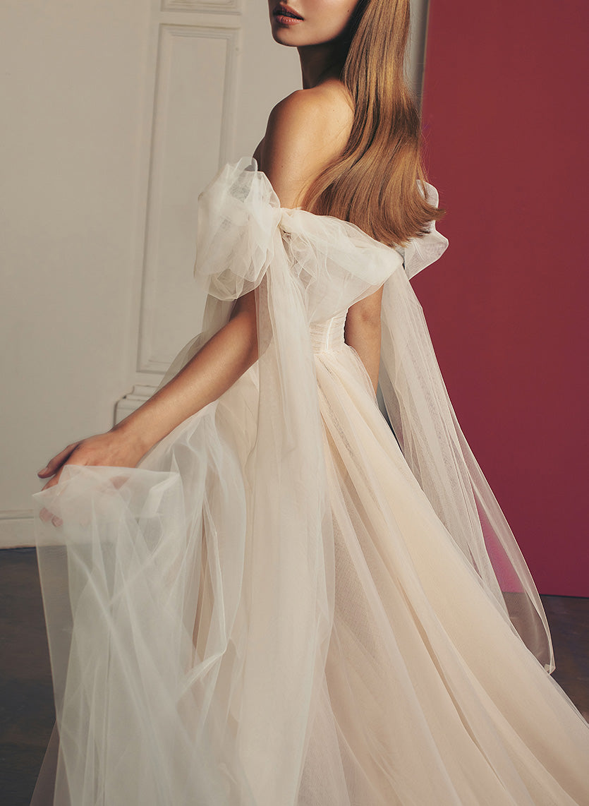 Kaydra | Beach Pleated Tulle Off-The-Shoulder A-Line Wedding Dresses With Slit