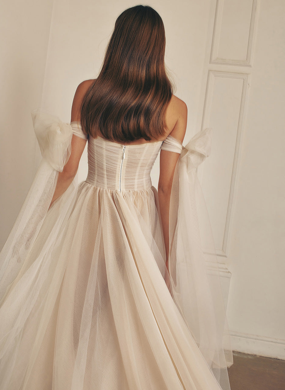 Kaydra | Beach Pleated Tulle Off-The-Shoulder A-Line Wedding Dresses With Slit