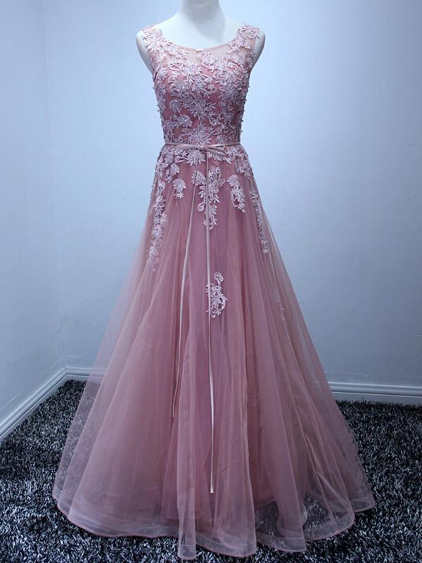 A-line Scoop-Neck Floor-Length Tulle Appliqued Prom Dresses