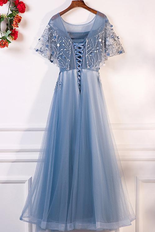 A-line Scoop-neck Floor-Length Tulle Appliqued Prom Dresses