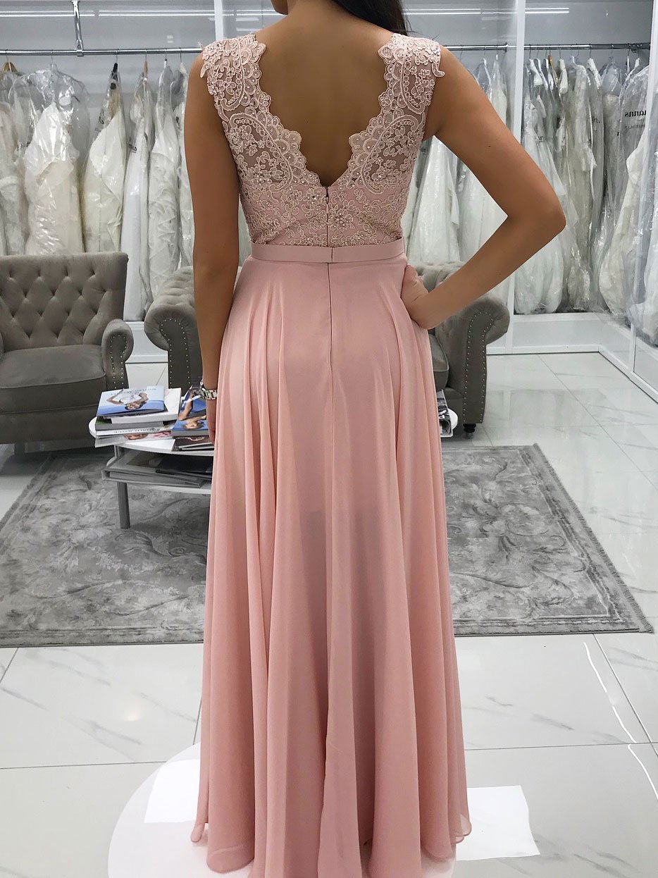 Delicate Chiffon V-neck Neckline A-line Prom Dresses With Beaded Appliques