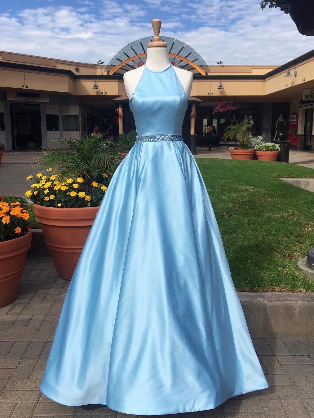 Elegant Satin Halter Neckline Floor-length A-line Prom Dresses With Beading