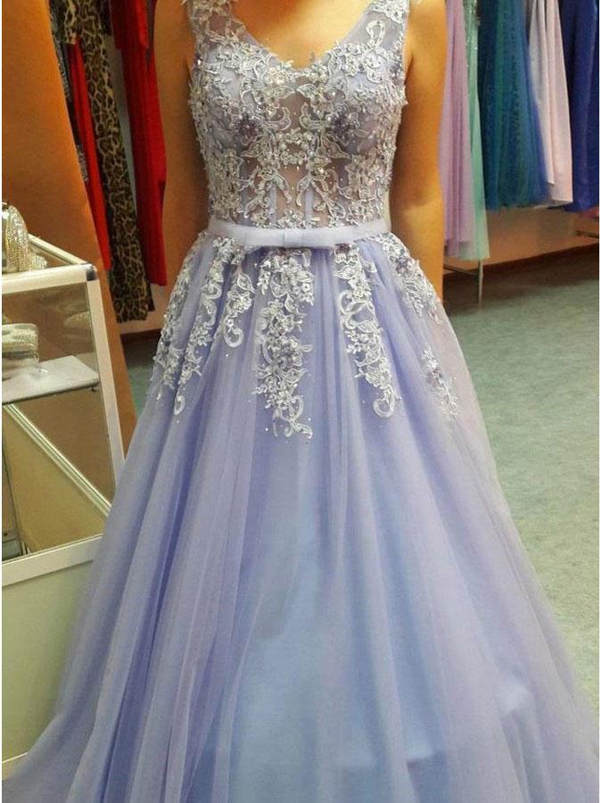 Modern Tulle V-neck Neckline Sweep Tran A-line Prom Dresses With Beaded Appliques