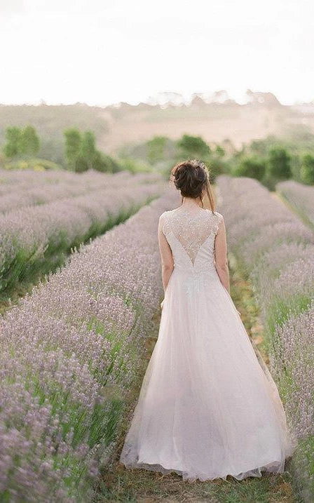 Jewel Neck Sleeveless Long Tulle Wedding Dress With Beading